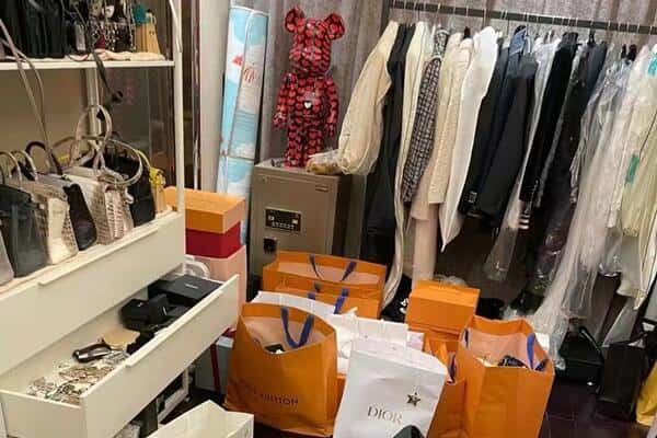 驻马店市新蔡回收一线品牌衣服